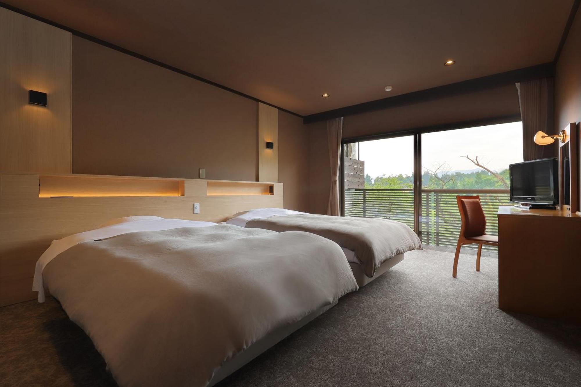 Oyado Morinone Hotel Kaminoyama Екстериор снимка