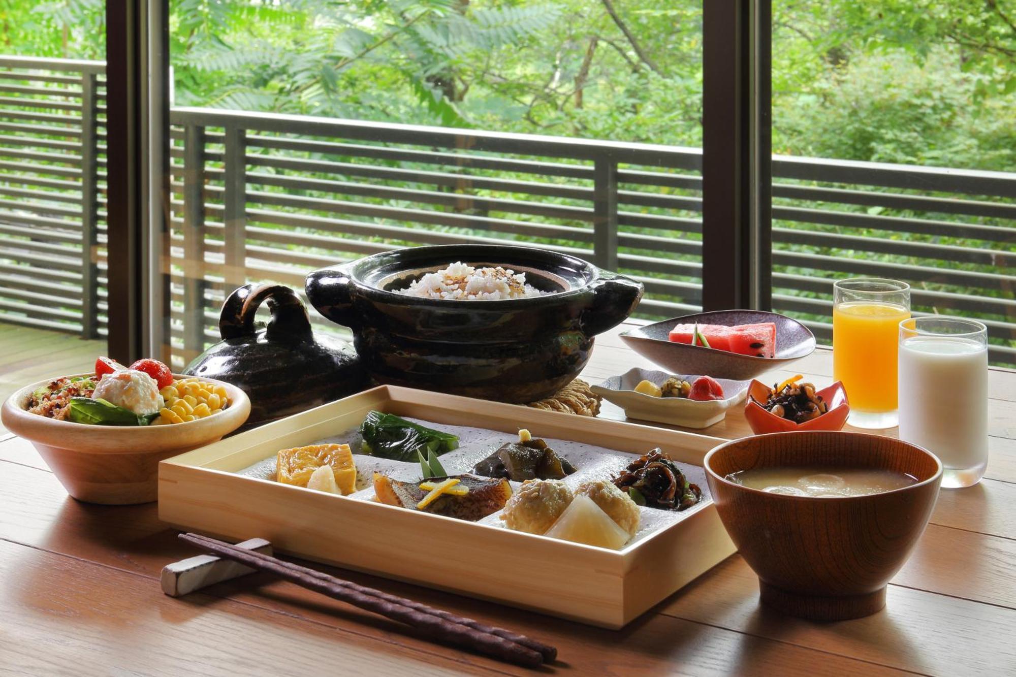 Oyado Morinone Hotel Kaminoyama Екстериор снимка